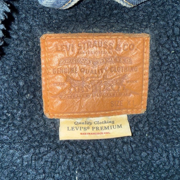 Levi's Big E.  Blue Denim Sherpa with custom Anarchy stitching on back. XL - Picture 3 of 5